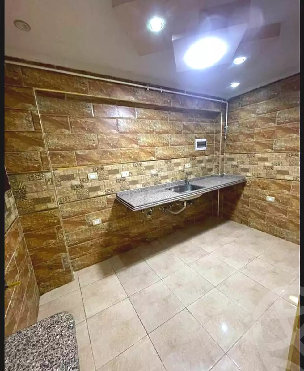 https://aqarmap.com.eg/ar/listing/6880961-for-sale-alexandria-sydy-bshr-sydy-bshr-bhry-shr-mhmwd-l-yswy