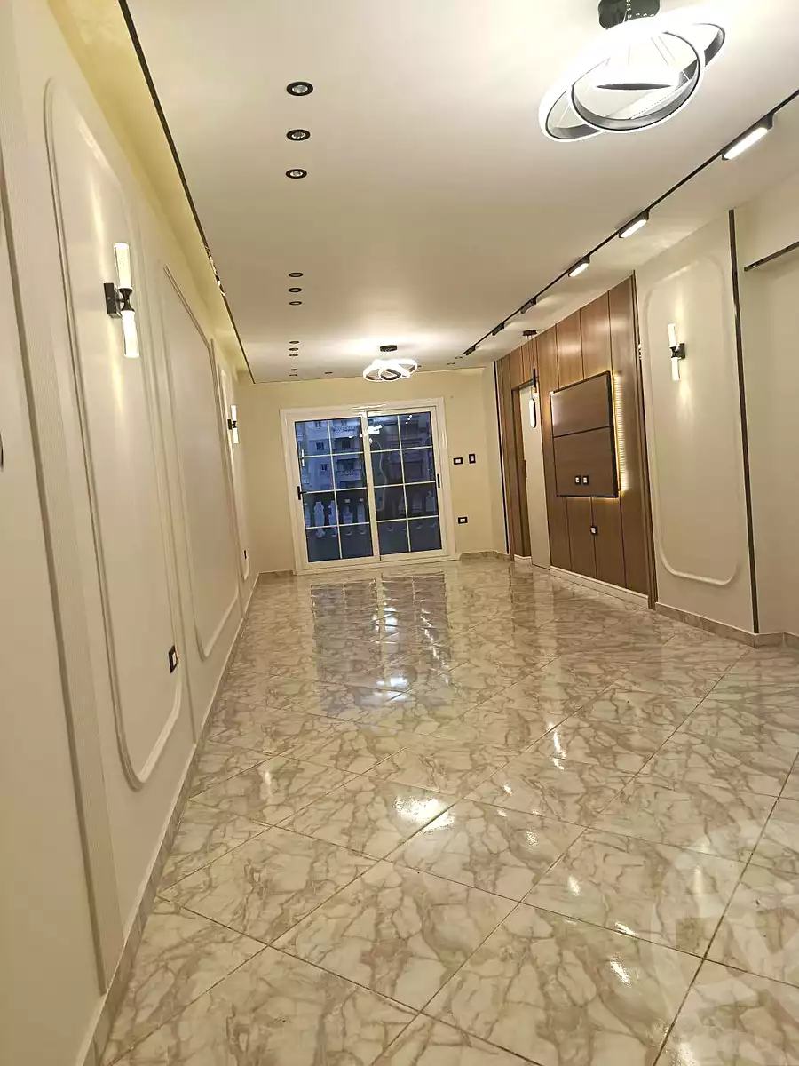 https://aqarmap.com.eg/ar/listing/6881223-for-sale-alexandria-al-agamy-bw-ywsf