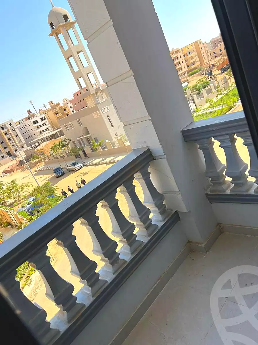 https://aqarmap.com.eg/ar/listing/6881851-for-sale-cairo-6th-of-october-el-tawsaat-el-shamalya-hy-2000-qt
