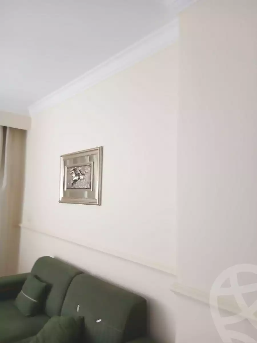 https://aqarmap.com.eg/ar/listing/6882077-for-rent-cairo-el-sheikh-zayed-city-compounds-dh-drys