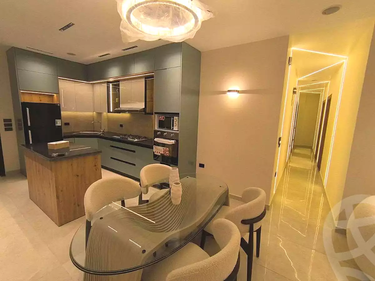 https://aqarmap.com.eg/ar/listing/6882100-for-sale-cairo-new-administrative-capital-r8-euphoria-queen-land-compound
