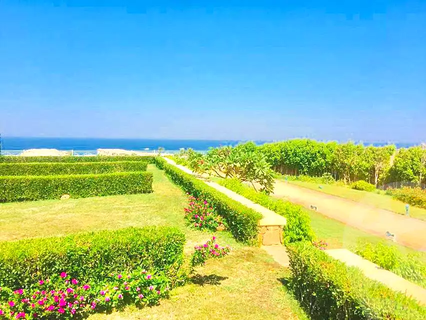 https://aqarmap.com.eg/ar/listing/6882289-for-sale-ain-elsokhna-resorts-la-vista-6