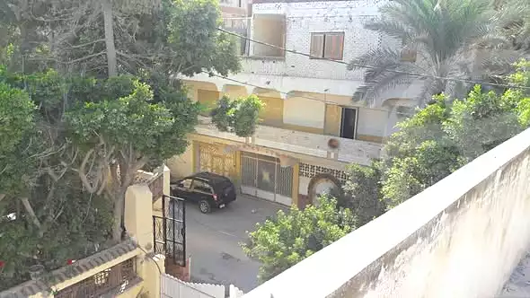 https://aqarmap.com.eg/ar/listing/6882544-for-sale-alexandria-al-agamy-lbytsh-el-hanafeya-st