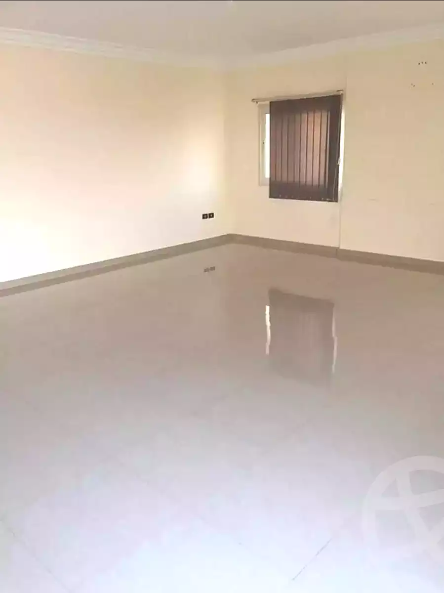 https://aqarmap.com.eg/en/listing/6882980-for-sale-alexandria-al-agamy-el-kilo-21