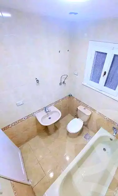 https://aqarmap.com.eg/ar/listing/6883245-for-sale-alexandria-sydy-bshr-sydy-bshr-bhry-shr-khld-bn-lwlyd