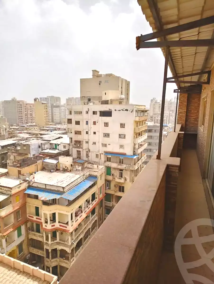 https://aqarmap.com.eg/ar/listing/6883391-for-sale-alexandria-camp-cesar-el-gaish-rd