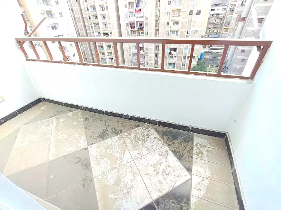 https://aqarmap.com.eg/ar/listing/6883697-for-sale-alexandria-sydy-bshr-sydy-bshr-qbly-faisal-city