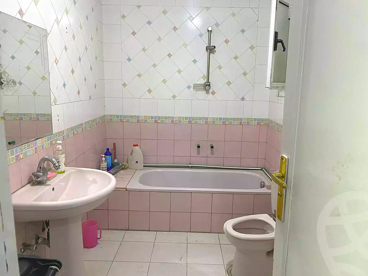 https://aqarmap.com.eg/ar/listing/6883813-for-rent-cairo-helwan-mohamed-sayed-ahmed-st