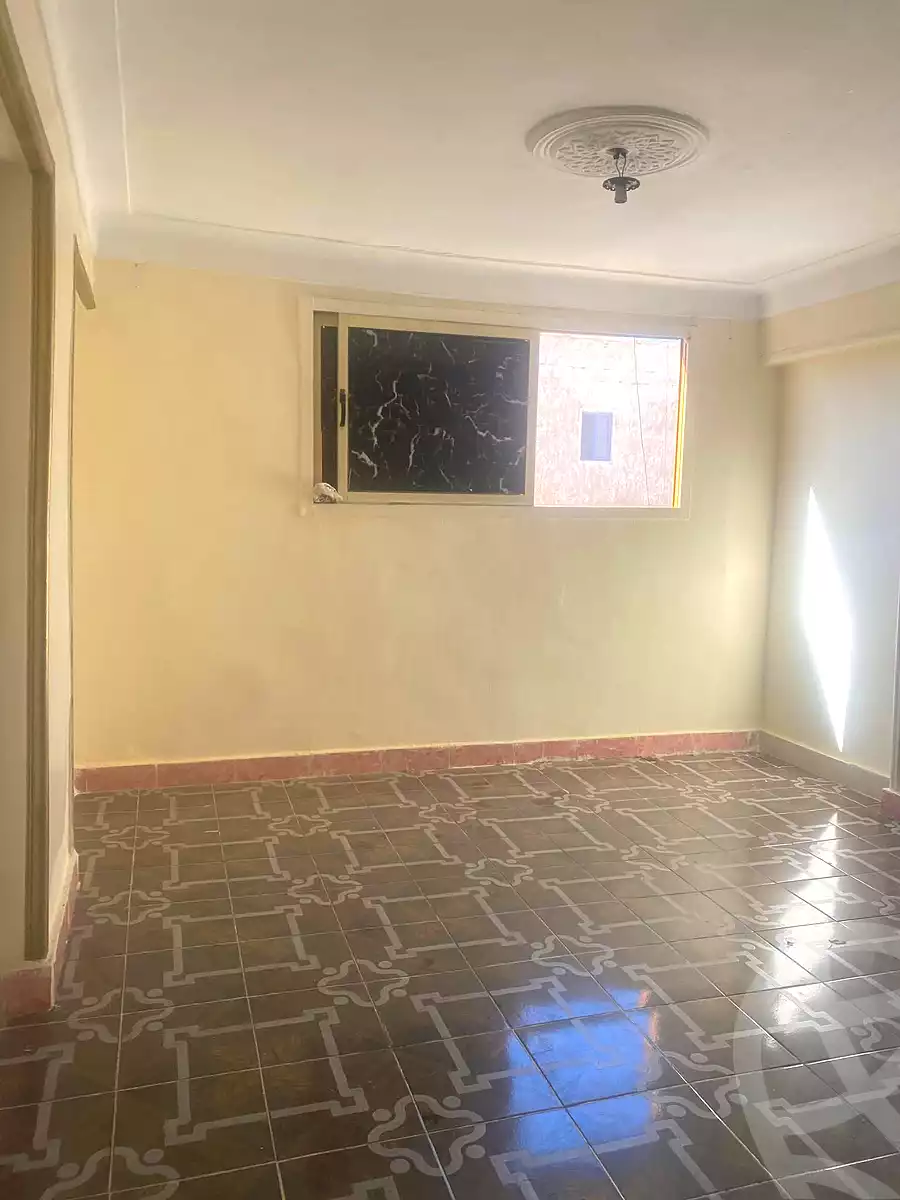 https://aqarmap.com.eg/en/listing/6883831-for-rent-alexandria-al-agamy-el-kilo-21