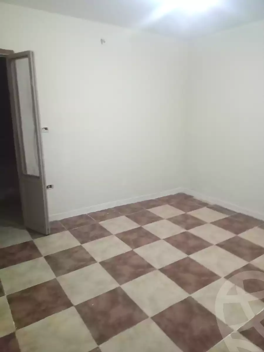 https://aqarmap.com.eg/ar/listing/6883898-for-rent-qalyubia-el-khsos-izbat-el-nakhl-el-farid-st