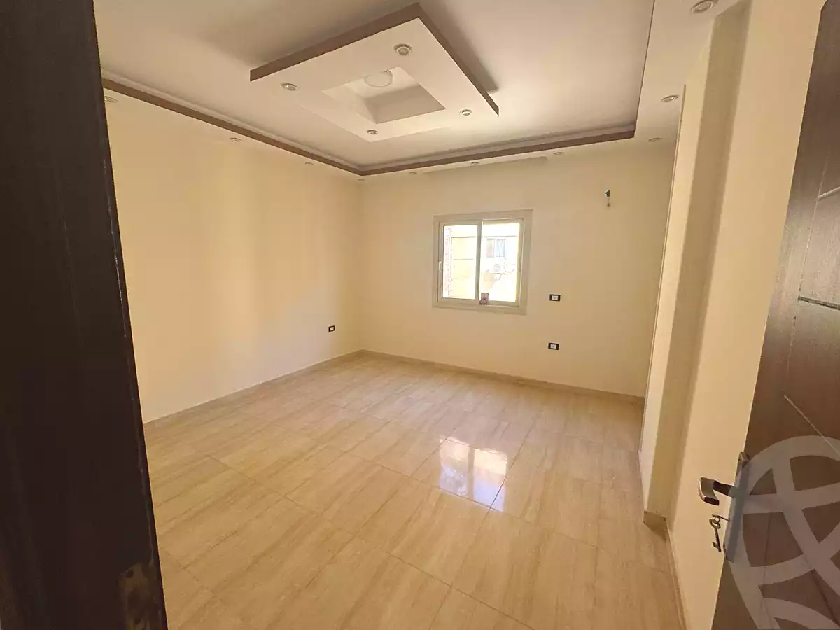 https://aqarmap.com.eg/ar/listing/6884136-for-sale-cairo-6th-of-october-el-ahyaa-neighborhood-2nd-divided-from-al-kafrawei-st