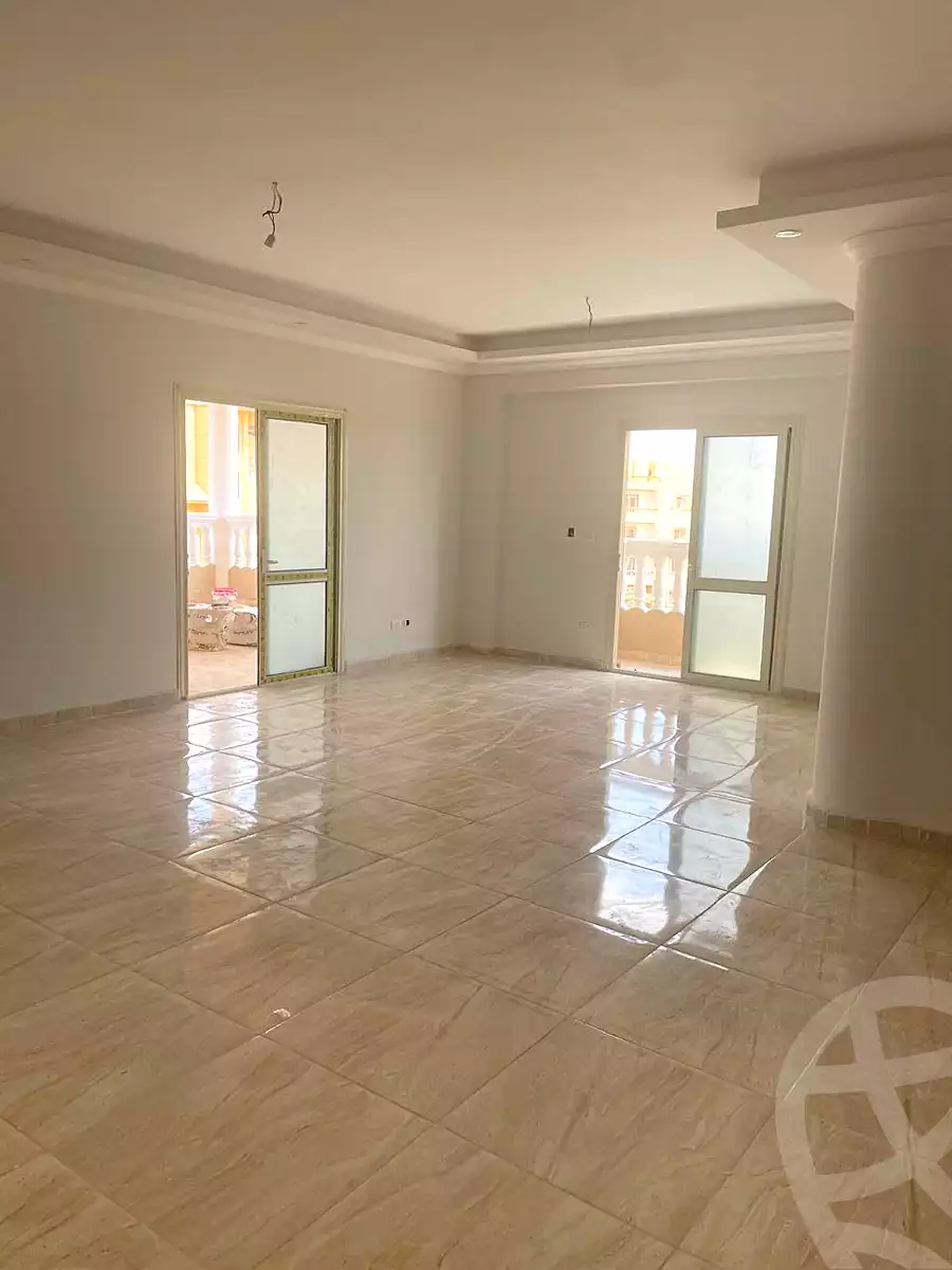 https://aqarmap.com.eg/en/listing/6884208-for-rent-cairo-el-sheikh-zayed-city-el-hay-el-hady-ashaer-area-1-street-10