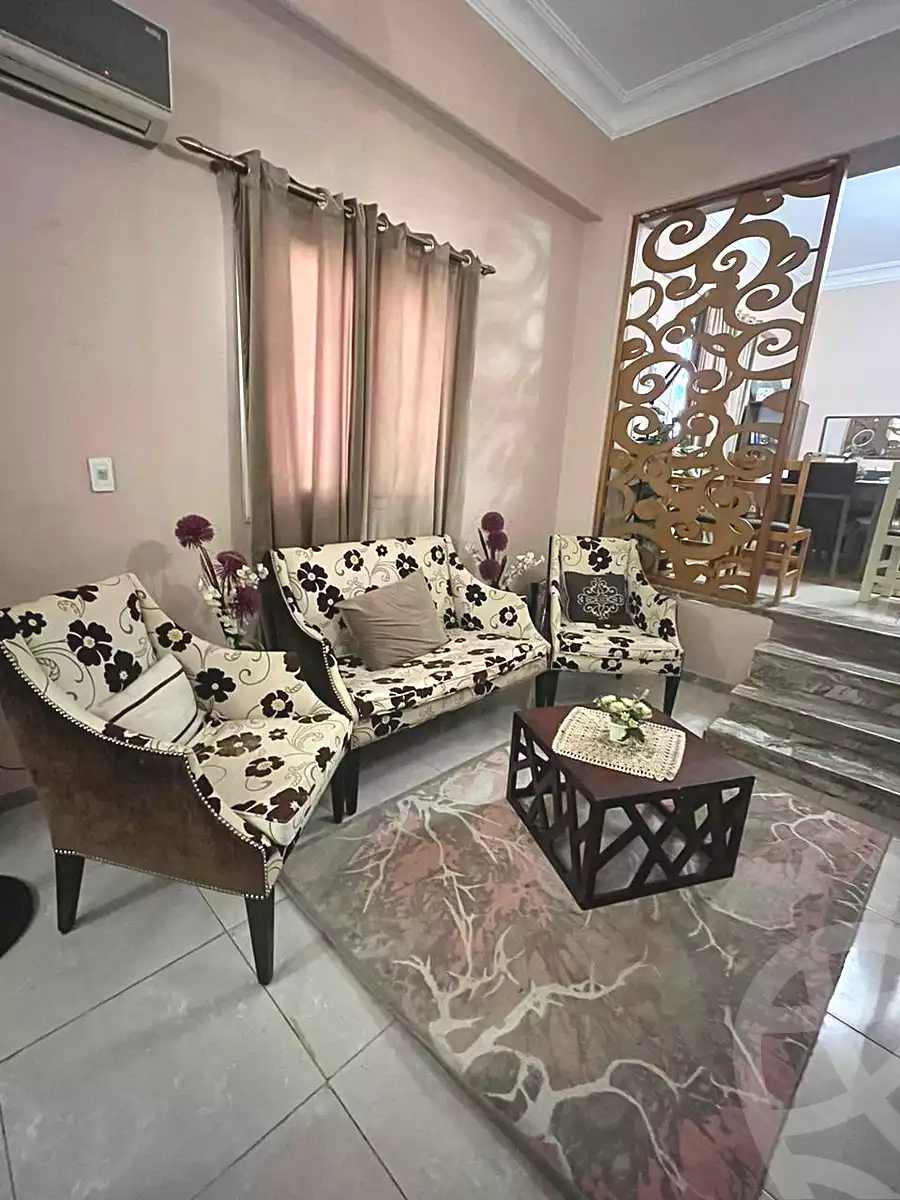 https://aqarmap.com.eg/ar/listing/6884219-for-sale-cairo-6th-of-october-el-ahyaa-neighborhood-2nd-divided-from-al-kafrawei-st