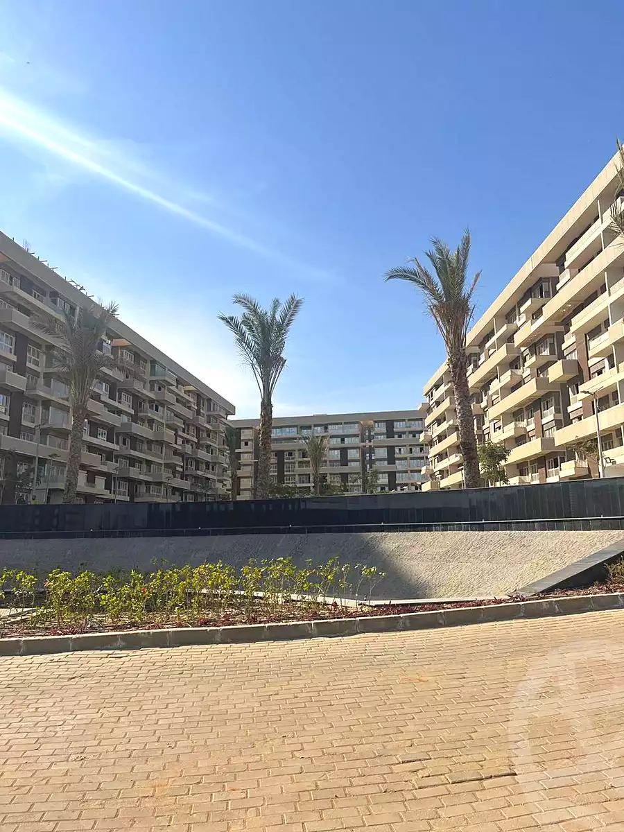 https://aqarmap.com.eg/ar/listing/6884548-for-sale-cairo-new-administrative-capital-r7-scenario