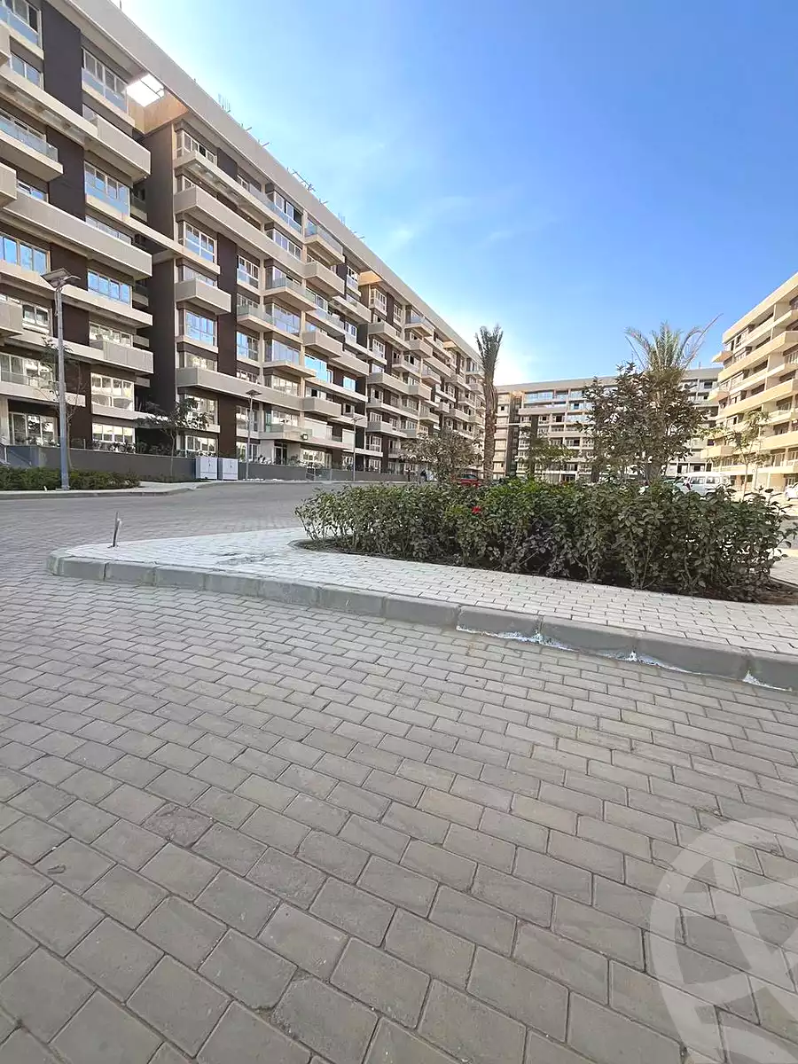 https://aqarmap.com.eg/ar/listing/6884548-for-sale-cairo-new-administrative-capital-r7-scenario