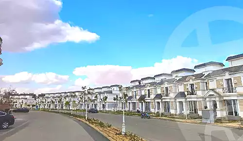 https://aqarmap.com.eg/ar/listing/6884634-for-sale-cairo-new-administrative-capital-r8-qamari-compound-new-event