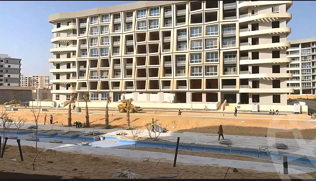 https://aqarmap.com.eg/en/listing/6884945-for-sale-cairo-new-administrative-capital-r7-midtown-condo