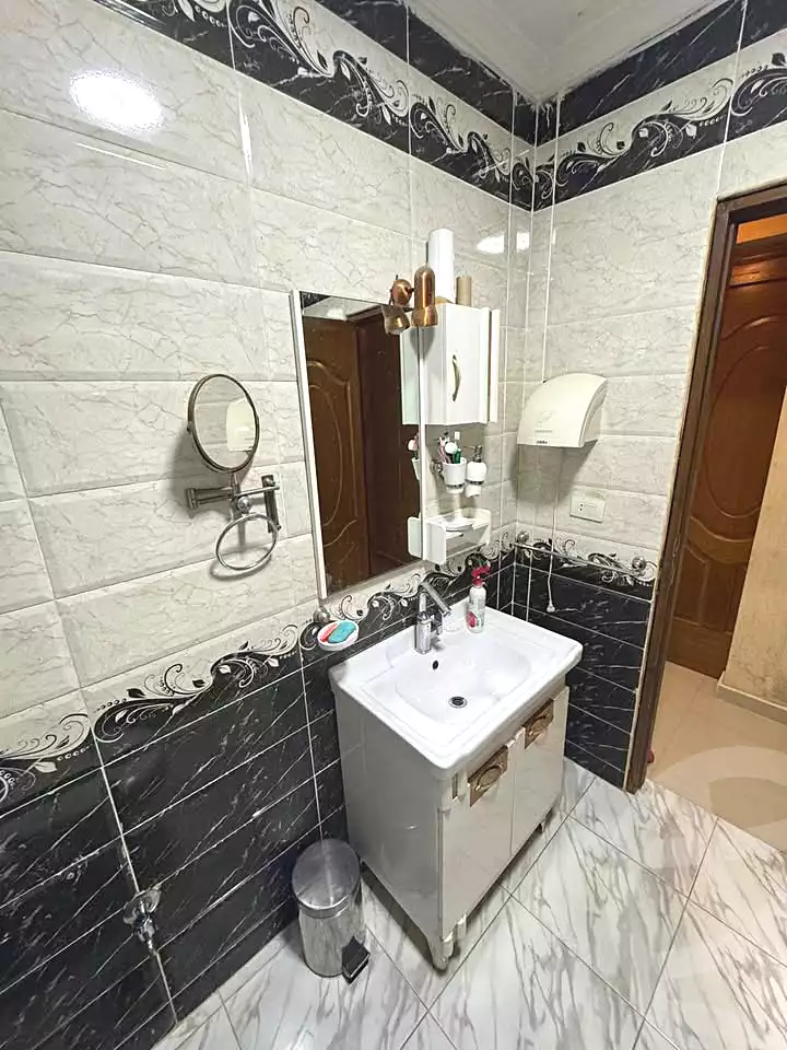 https://aqarmap.com.eg/en/listing/6885045-for-sale-alexandria-miami-45-street