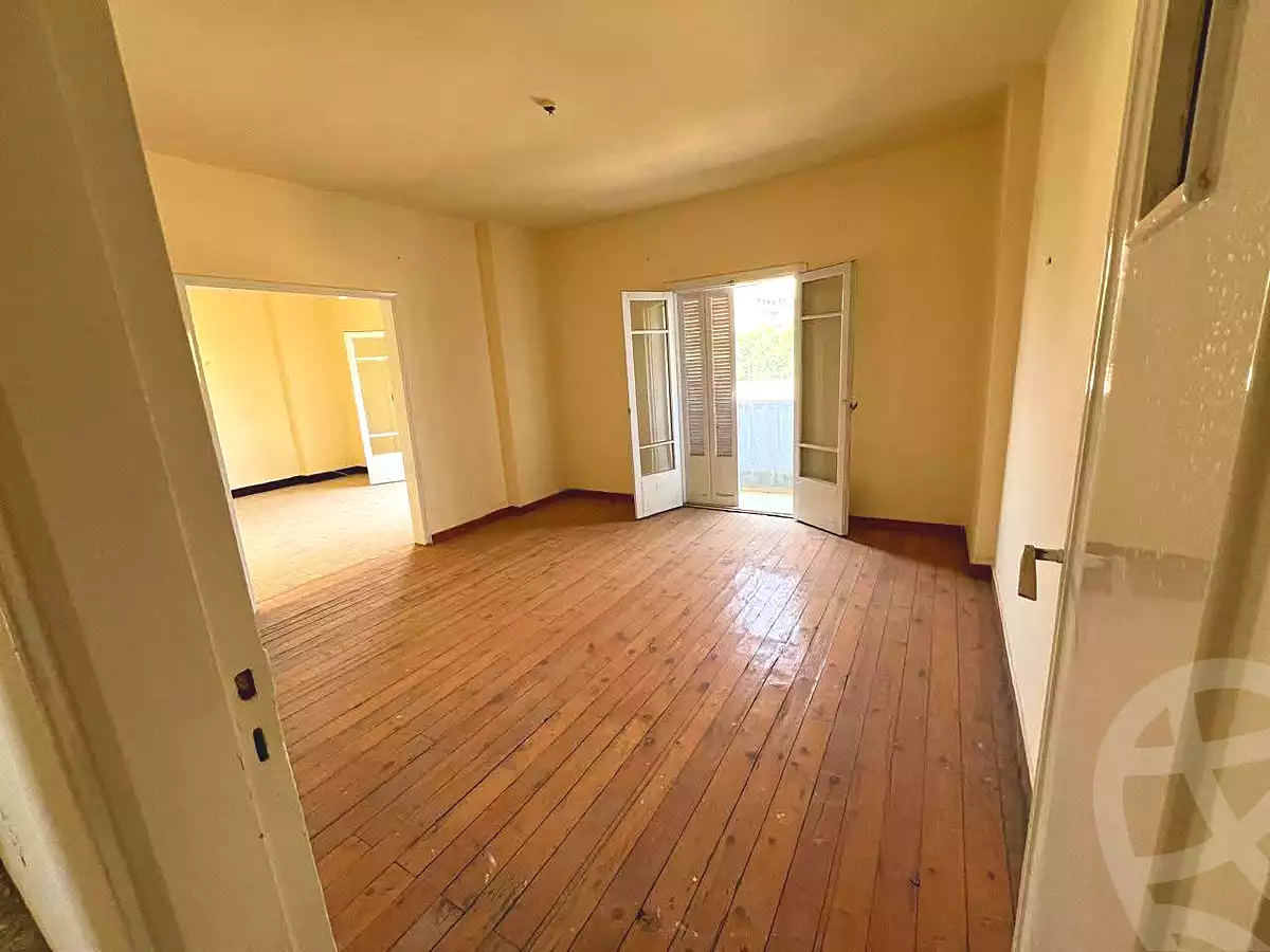 https://aqarmap.com.eg/ar/listing/6885714-for-sale-cairo-el-haram-shareaa-el-haram