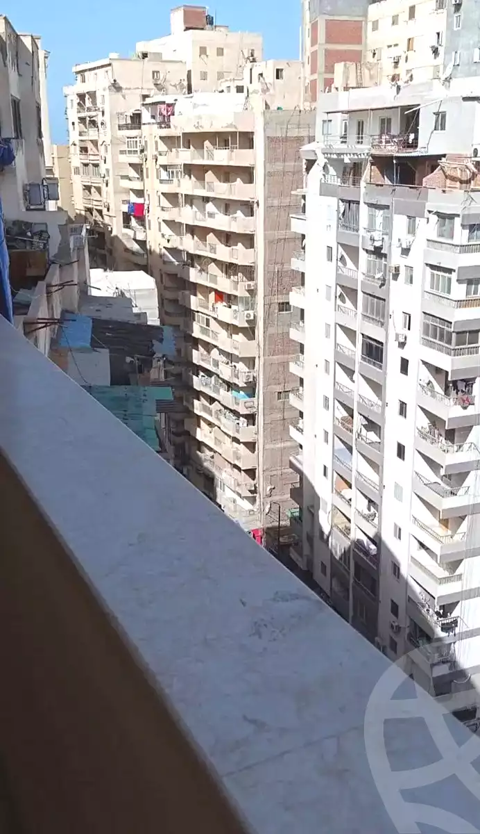 https://aqarmap.com.eg/ar/listing/6885874-for-sale-alexandria-el-asafra-l-sfr-bhry-atlas-st