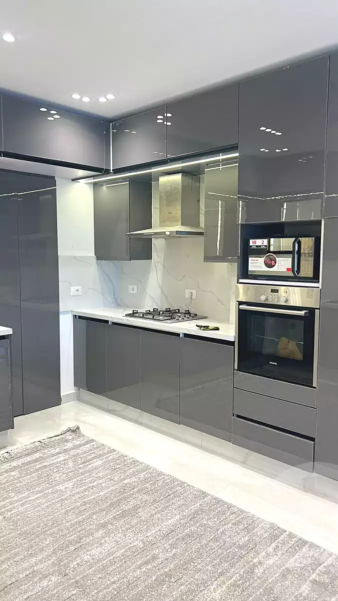 https://aqarmap.com.eg/en/listing/6886024-for-rent-cairo-new-cairo-compounds-lakeview-residence