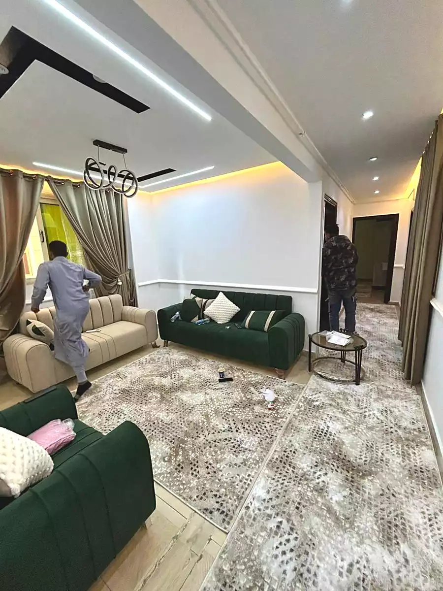 https://aqarmap.com.eg/ar/listing/6886655-for-rent-cairo-6th-of-october-el-ahyaa-neighborhood-1st