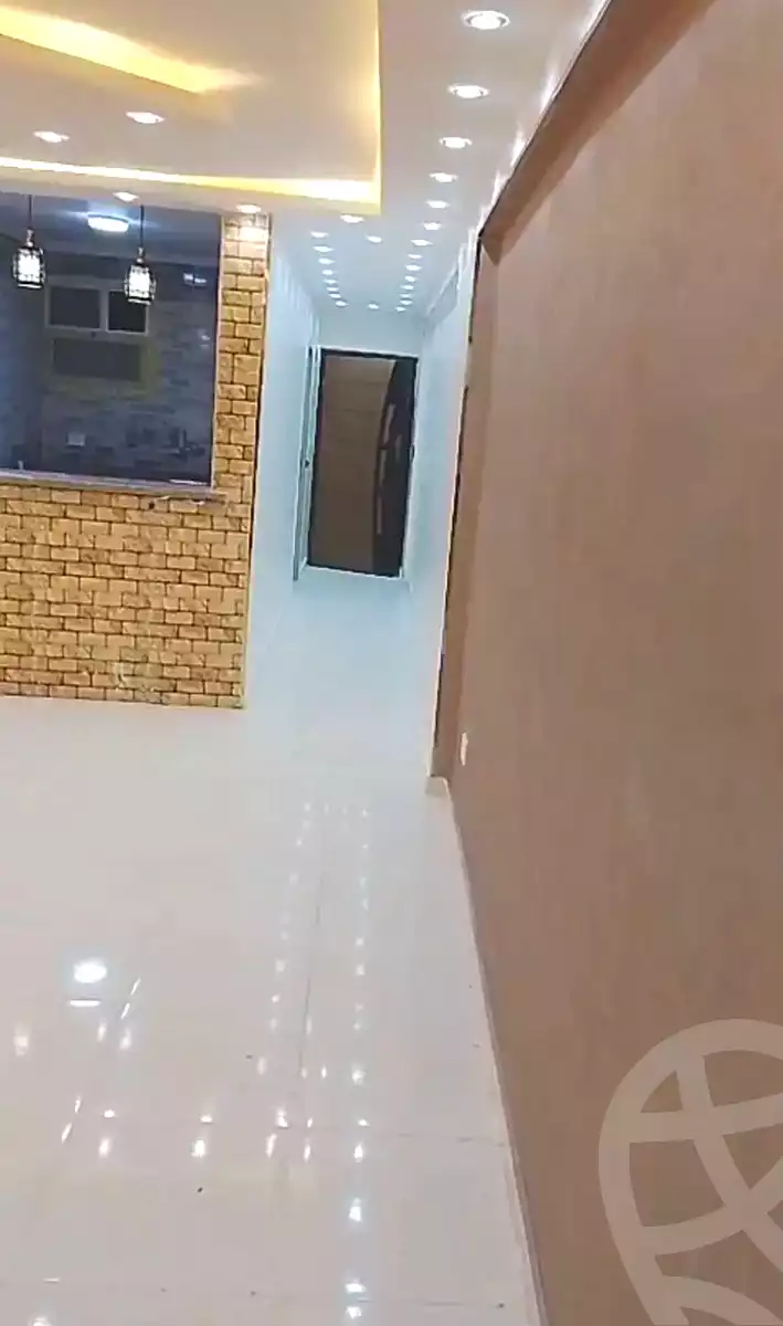 https://aqarmap.com.eg/en/listing/6886775-for-sale-cairo-helwan-hadayek-helwan-el-eshrein-st