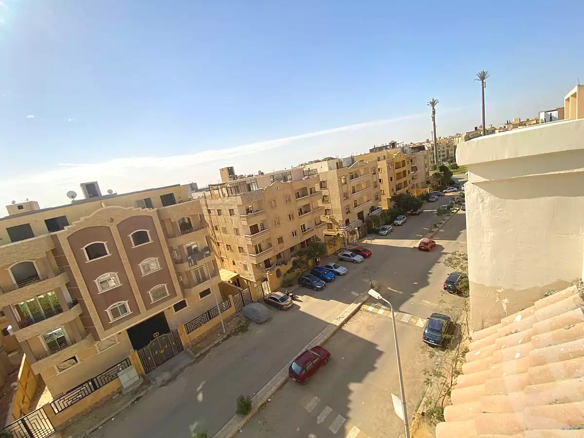 https://aqarmap.com.eg/ar/listing/6886901-for-sale-cairo-el-sheikh-zayed-city-el-hay-elsades-ashaer