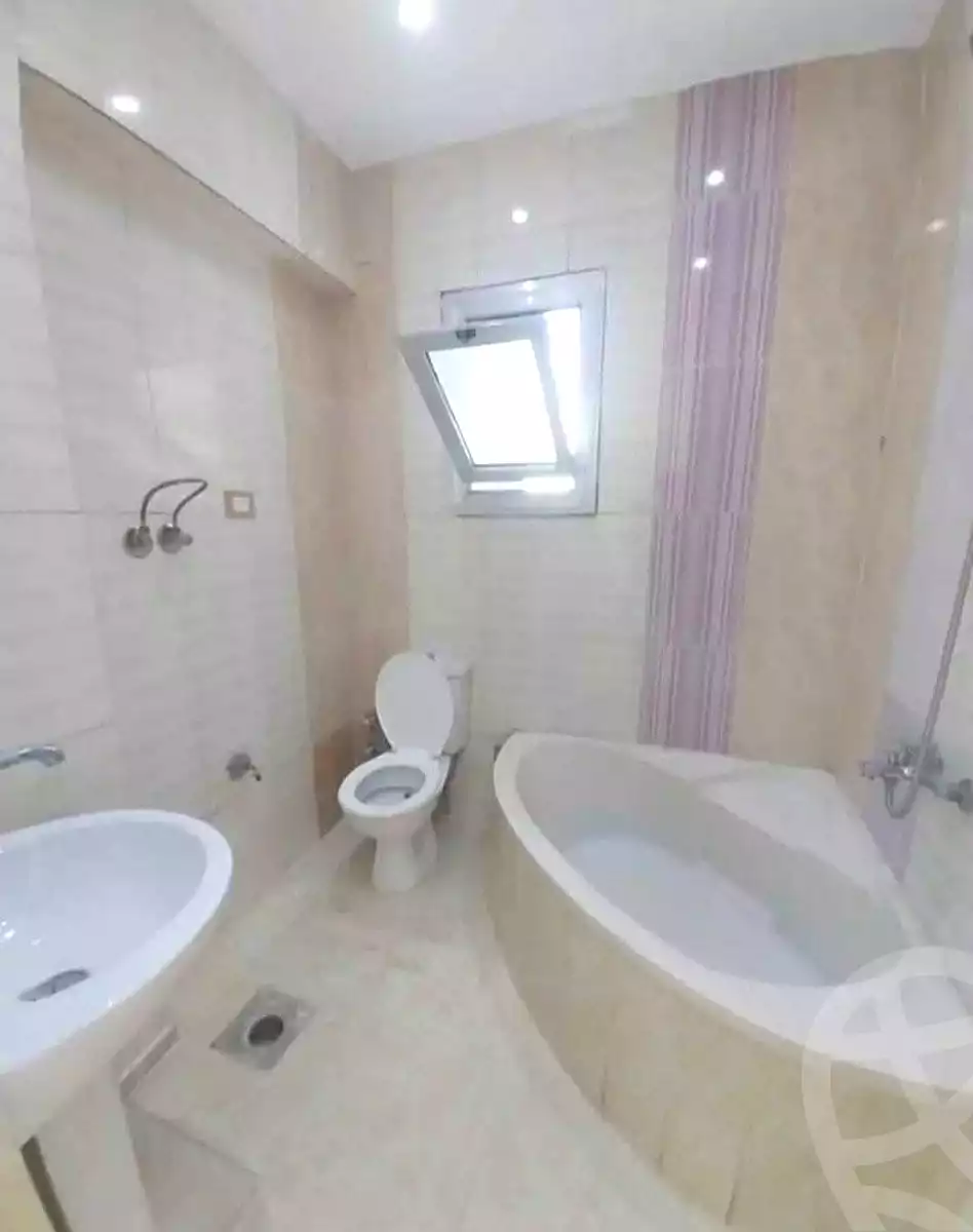 https://aqarmap.com.eg/ar/listing/6887127-for-sale-alexandria-lsywf-el-falki