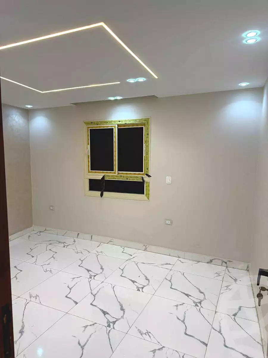 https://aqarmap.com.eg/ar/listing/6887209-for-sale-cairo-el-haram-el-lebeny-soltan-khattab-st