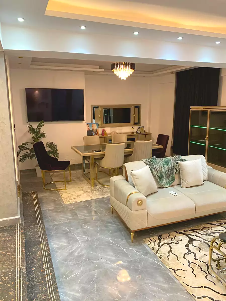 https://aqarmap.com.eg/ar/listing/6887367-for-sale-cairo-el-sheikh-zayed-city-el-hay-elthamen-area-1
