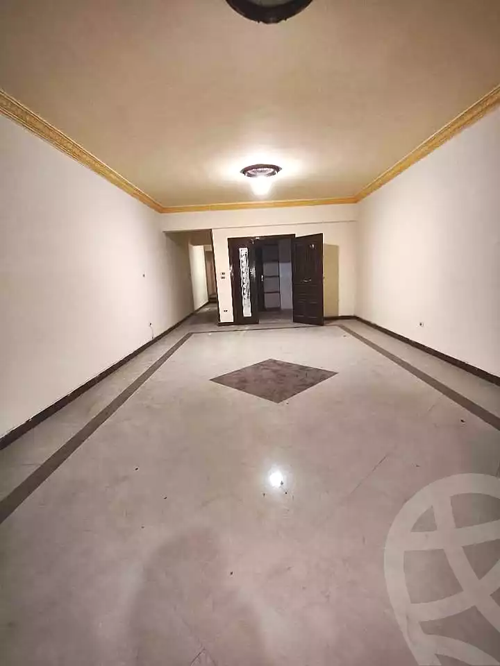 https://aqarmap.com.eg/ar/listing/6887467-for-rent-alexandria-lsywf-shamaa