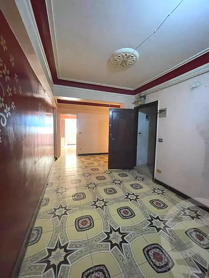https://aqarmap.com.eg/ar/listing/6887630-for-sale-alexandria-el-asafra-shr-45