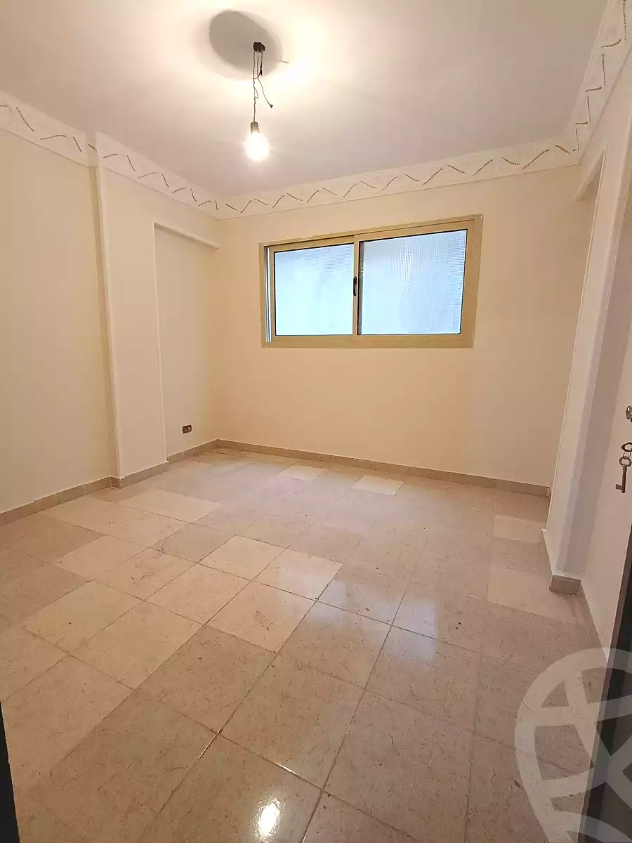 https://aqarmap.com.eg/en/listing/6888092-for-sale-alexandria-lsywf-el-falki