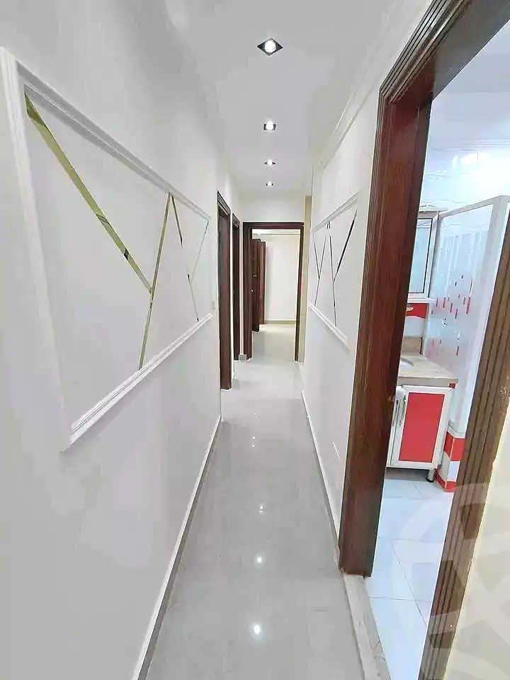 https://aqarmap.com.eg/ar/listing/6888297-for-sale-alexandria-sydy-bshr-sydy-bshr-bhry-gamal-abd-el-nasir-st