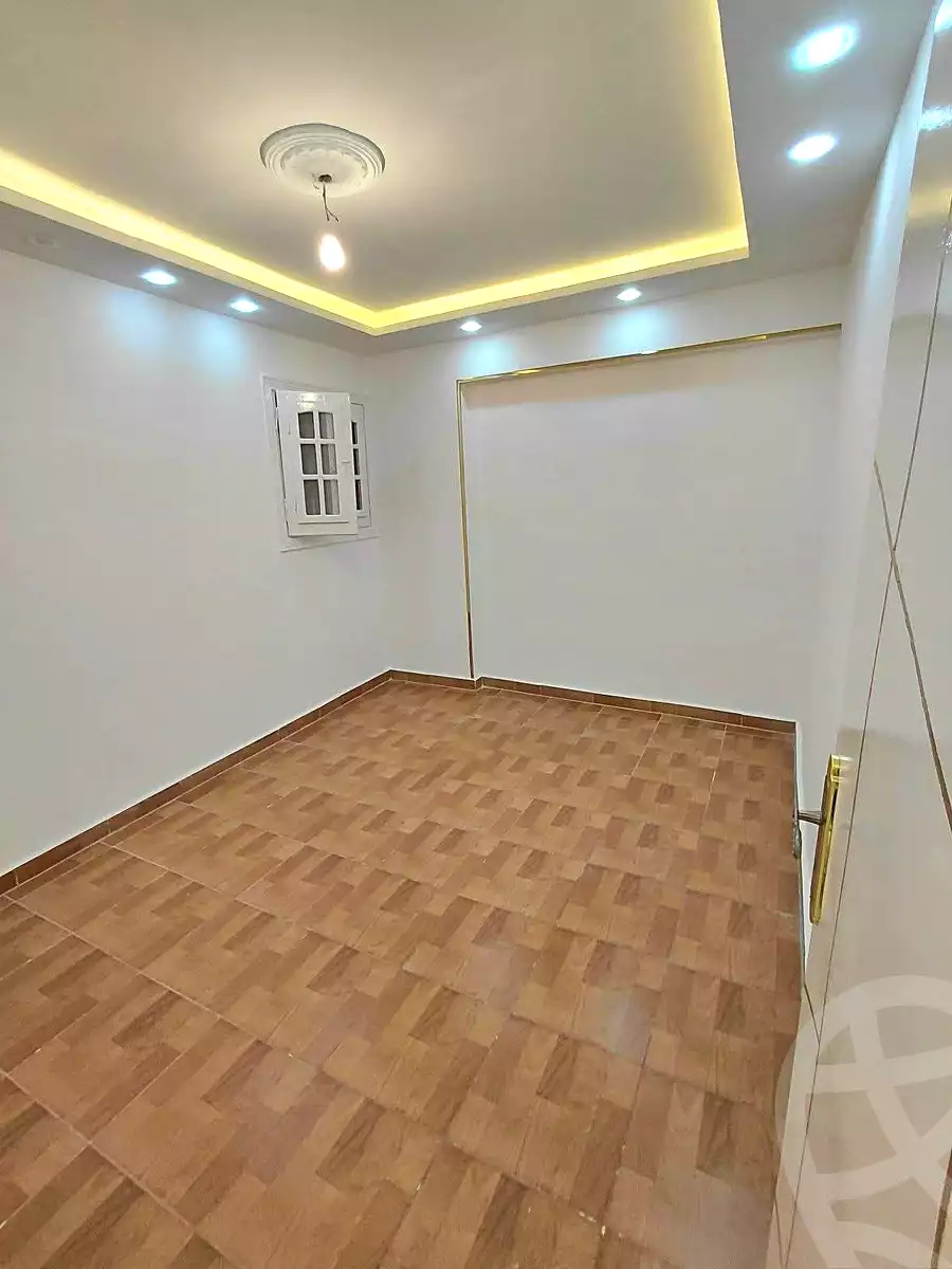 https://aqarmap.com.eg/ar/listing/6888325-for-sale-alexandria-sydy-bshr-sydy-bshr-bhry-gamal-abd-el-nasir-st
