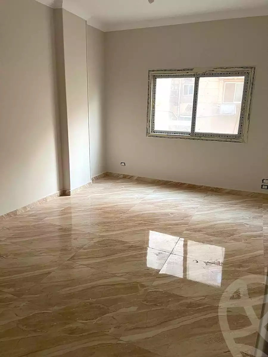 https://aqarmap.com.eg/ar/listing/6888733-for-sale-cairo-new-cairo-compounds-el-mostashareen-compound
