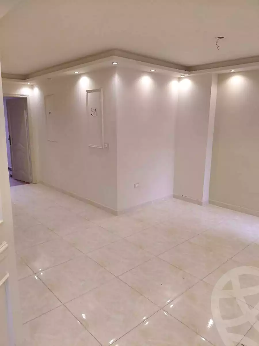 https://aqarmap.com.eg/ar/listing/6888788-for-rent-alexandria-moharram-bey
