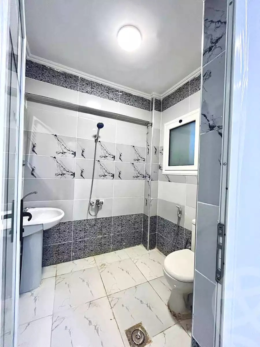 https://aqarmap.com.eg/en/listing/6888823-for-sale-alexandria-al-agamy-lbytsh-shahr-al-assal-st