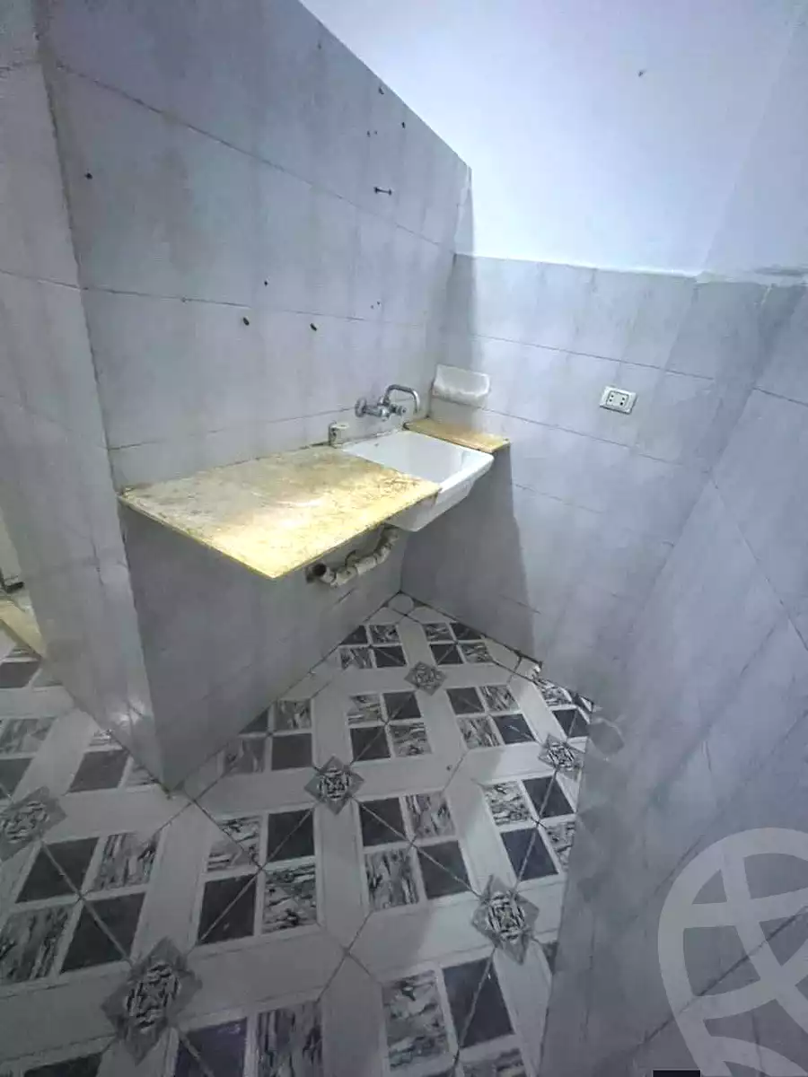 https://aqarmap.com.eg/en/listing/6889661-for-sale-alexandria-lsywf-el-falki