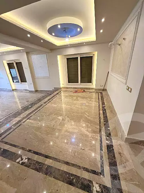 https://aqarmap.com.eg/ar/listing/6889745-for-sale-cairo-new-cairo-compounds-el-patio-oro