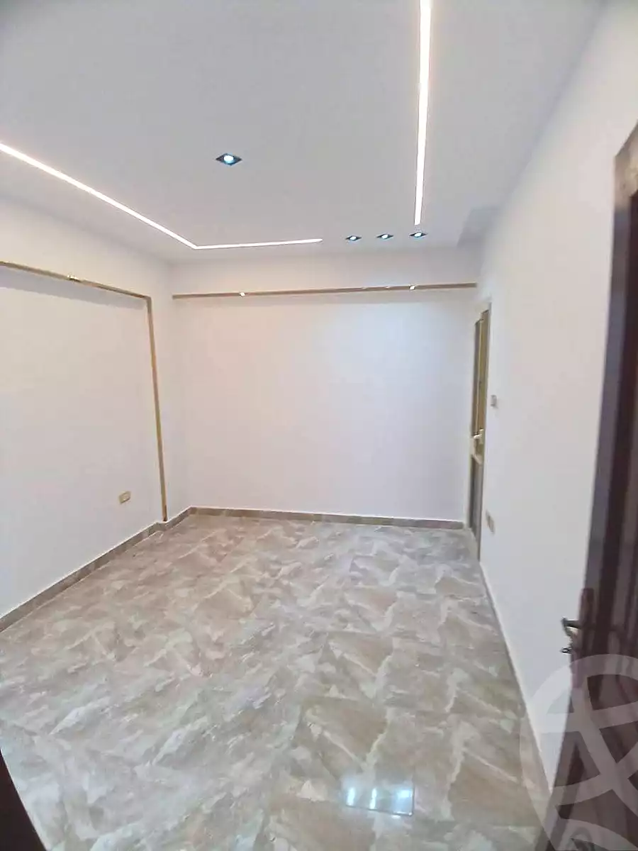 https://aqarmap.com.eg/en/listing/6889996-for-sale-alexandria-al-agamy-lbytsh-bianchiii