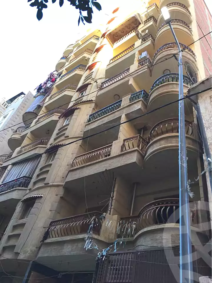 https://aqarmap.com.eg/ar/listing/6890048-for-sale-alexandria-al-agamy-lbytsh-bianchiii-street-11