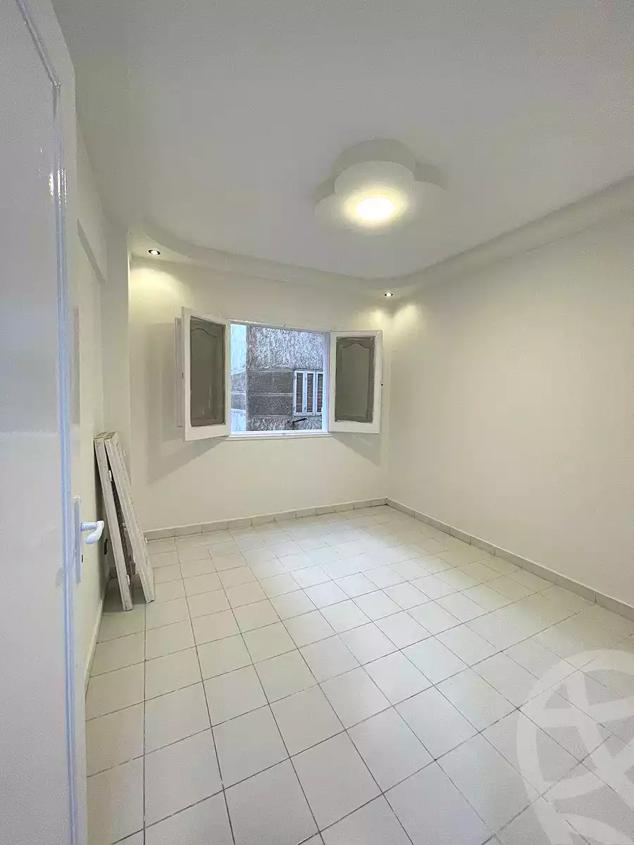 https://aqarmap.com.eg/ar/listing/6890147-for-sale-alexandria-al-agamy-shataa-el-nakheel