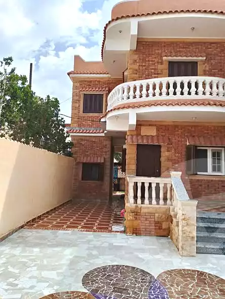 https://aqarmap.com.eg/ar/listing/6890209-for-sale-alexandria-alexandria-marsa-matrouh-rd