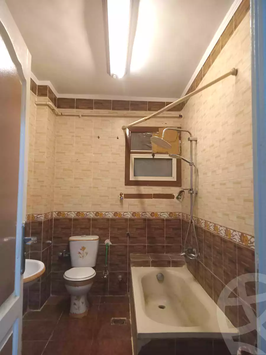 https://aqarmap.com.eg/ar/listing/6890921-for-sale-cairo-ain-shams-ain-shams-el-sharkia-el-eshrein-stt