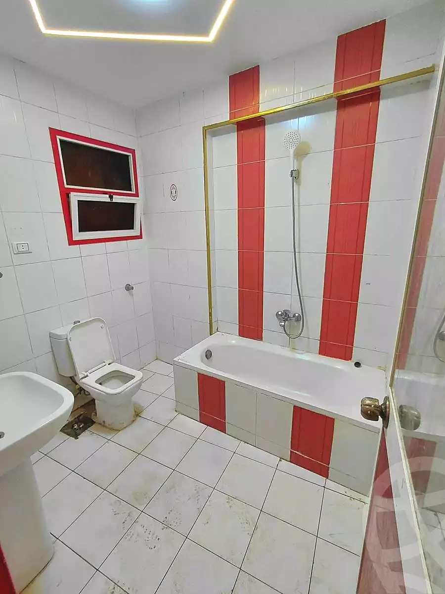 https://aqarmap.com.eg/en/listing/6890956-for-sale-alexandria-sydy-bshr-sydy-bshr-bhry