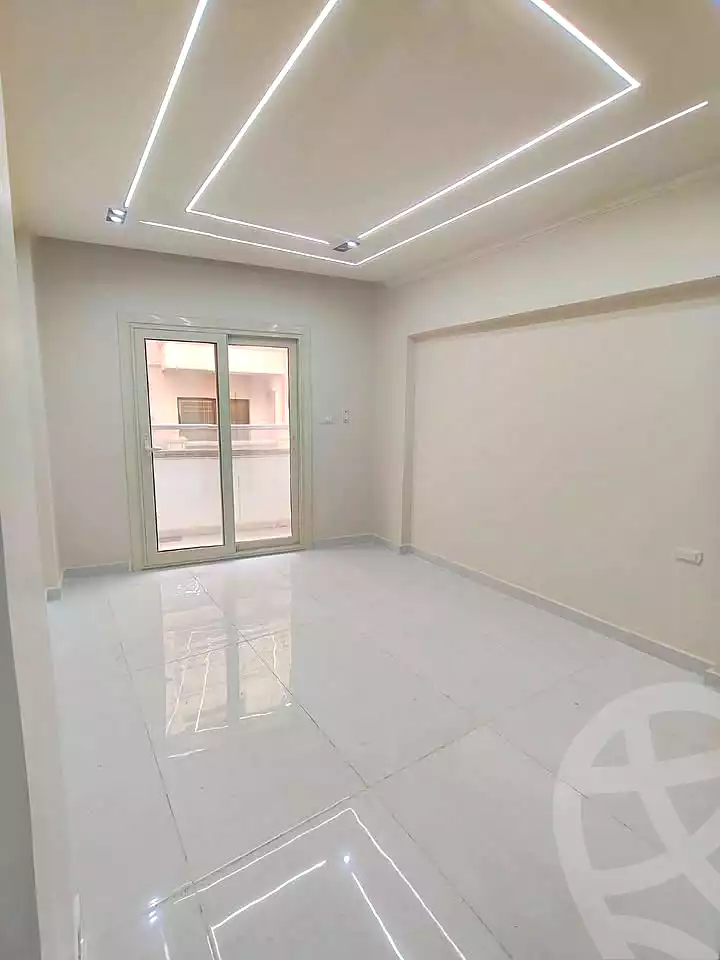 https://aqarmap.com.eg/en/listing/6890984-for-sale-alexandria-lauran