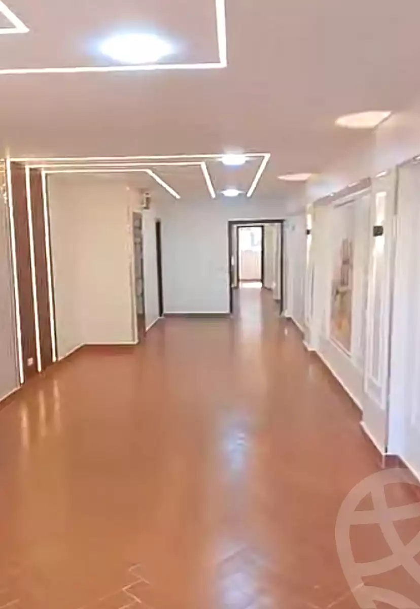 https://aqarmap.com.eg/ar/listing/6891053-for-sale-alexandria-sydy-bshr-sydy-bshr-bhry