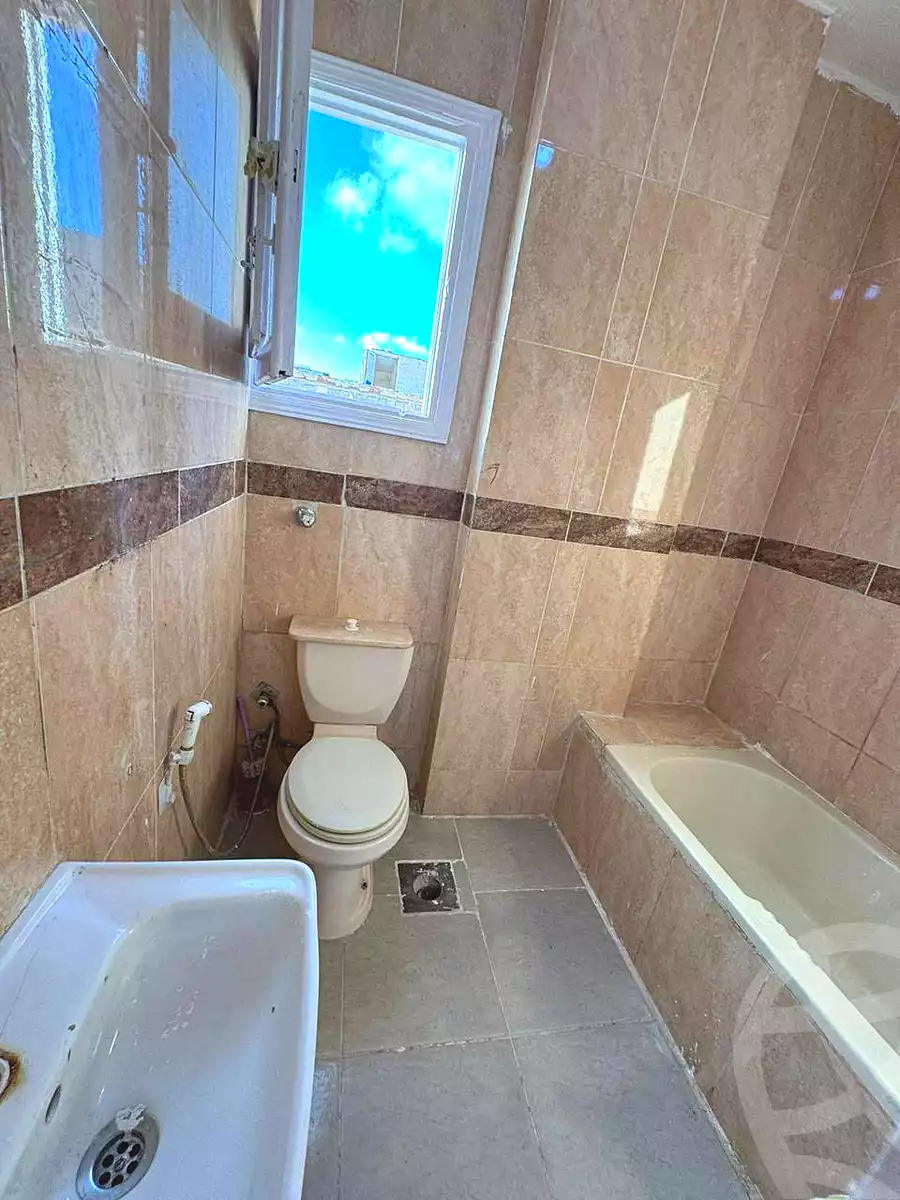 https://aqarmap.com.eg/ar/listing/6891377-for-sale-alexandria-al-agamy-shataa-el-nakheel